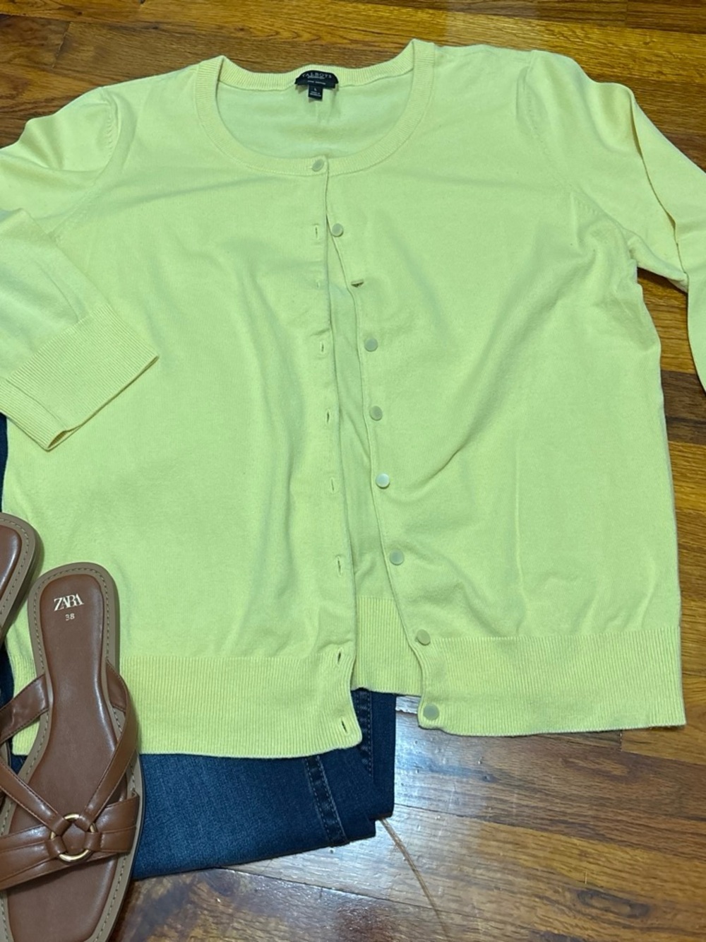 VGUC Talbots Soft Yellow 3/4 Button-Front Cardigan